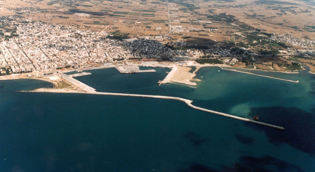 Конкурсът за придобиване на пристанищната компания на Александруполис ще бъде